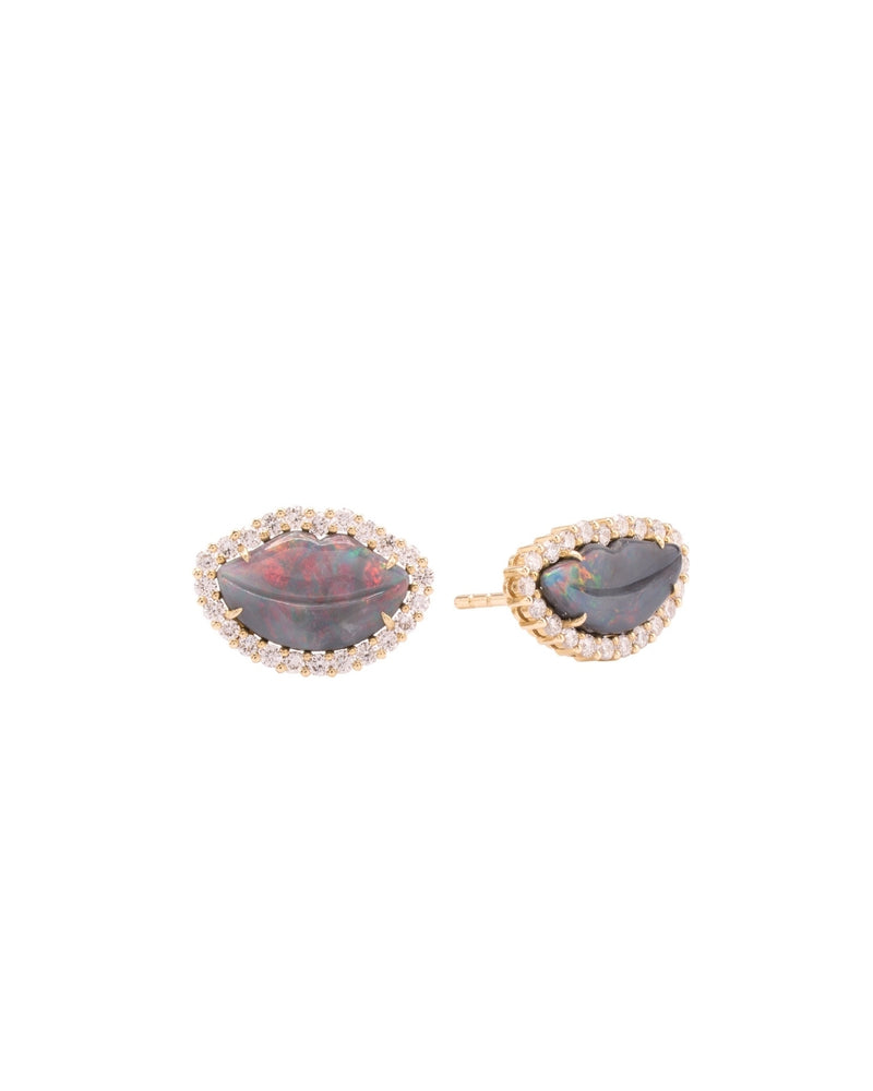 Kiss Opal Lips Stud in 14K Gold