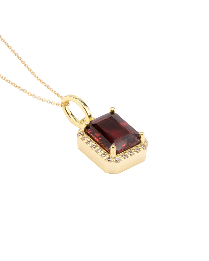Suri Gemstone Pendant in Garnet